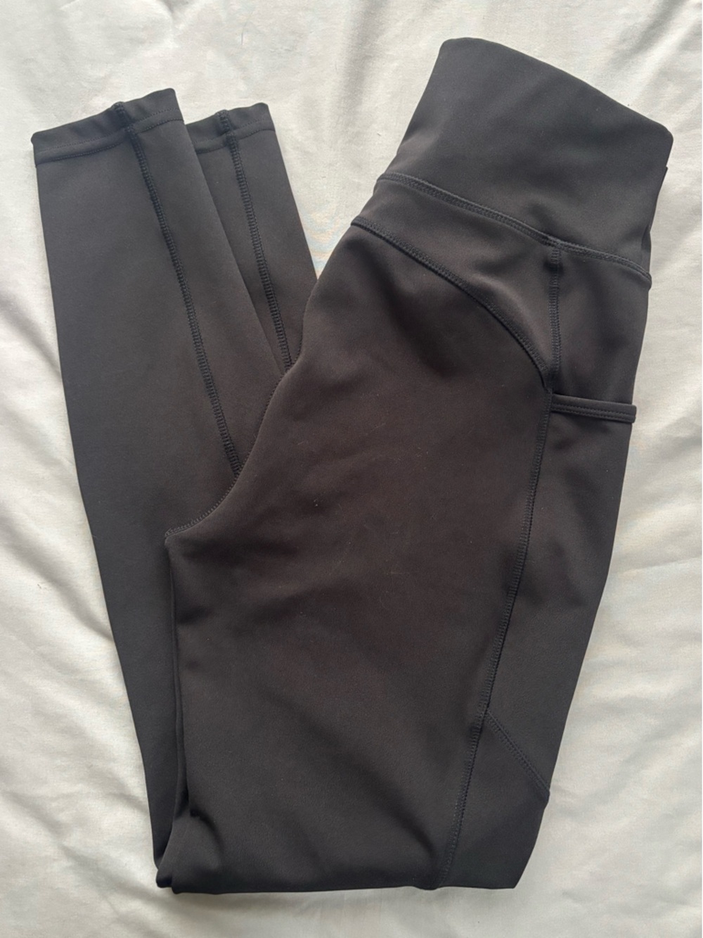 POP Fit Black High-Waist Leggings with Side Pockets - Picture 2 of 3